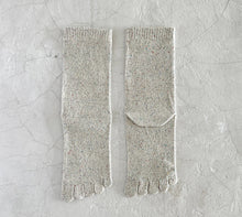 Load image into Gallery viewer, Silk Mélange 5Toe Crew Socks (4-6.5)