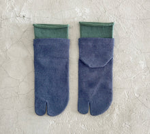 Load image into Gallery viewer, Organic Cotton Tabi-Style Layered Mid-Calf Socks (4-6.5)