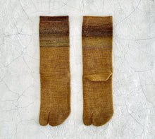 Load image into Gallery viewer, Merino Wool & Kasuri-Dyed Wool Tabi-Style Crew Socks (4-6.5)