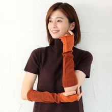 Load image into Gallery viewer, Merino Wool Two-Tone Arm Covers with Thumb Holes (One Size)