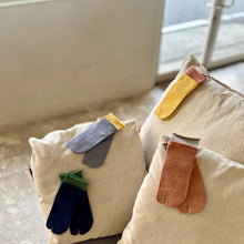 Load image into Gallery viewer, Organic Cotton Tabi-Style Layered Mid-Calf Socks (4-6.5)