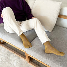 Load image into Gallery viewer, Merino Wool Ribbed Tabi-Style Crew Socks (6.5-8.5)