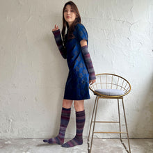 Load image into Gallery viewer, Wool Kasuri-Dyed Arm Covers (One Size)