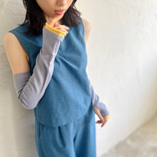 Load image into Gallery viewer, Organic Cotton Layered Arm Covers with Thumb Holes (One Size)