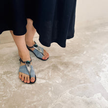 Load image into Gallery viewer, Luminous Silk Thong Socks (One Size)