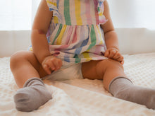 Load image into Gallery viewer, Organic Cotton Food Dyed Baby Socks (Size 2.5-4)
