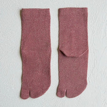 Load image into Gallery viewer, Silk Mélange Mix Tabi-Style Crew Socks (Size 4-6)

