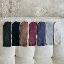 Load image into Gallery viewer, Silk Mélange Mix Tabi-Style Crew Socks (Size 6-8)
